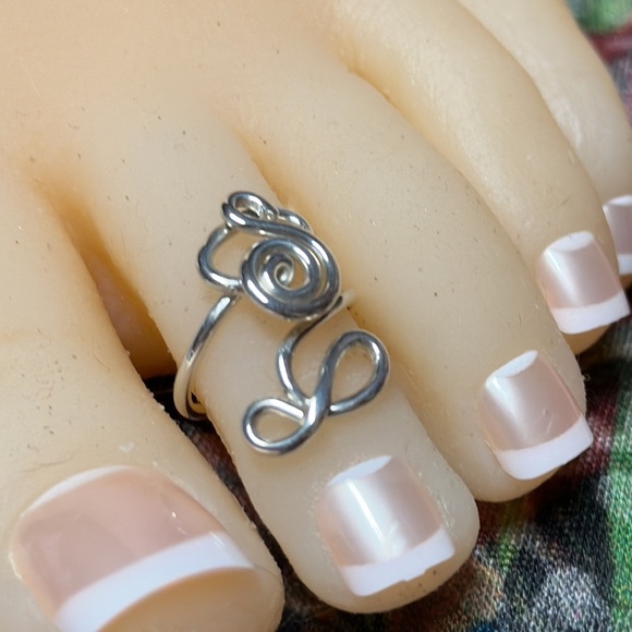 Sterling Silver Rose Toe Ring- Adjustable Unique Toe Ring- Midi Ring - SFRose1 - Picture 7 of 9
